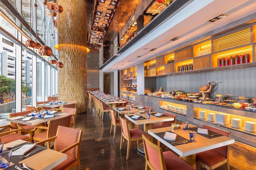 Crowne Plaza Hong Kong Causeway Bay By Ihg Hotel Exterior photo