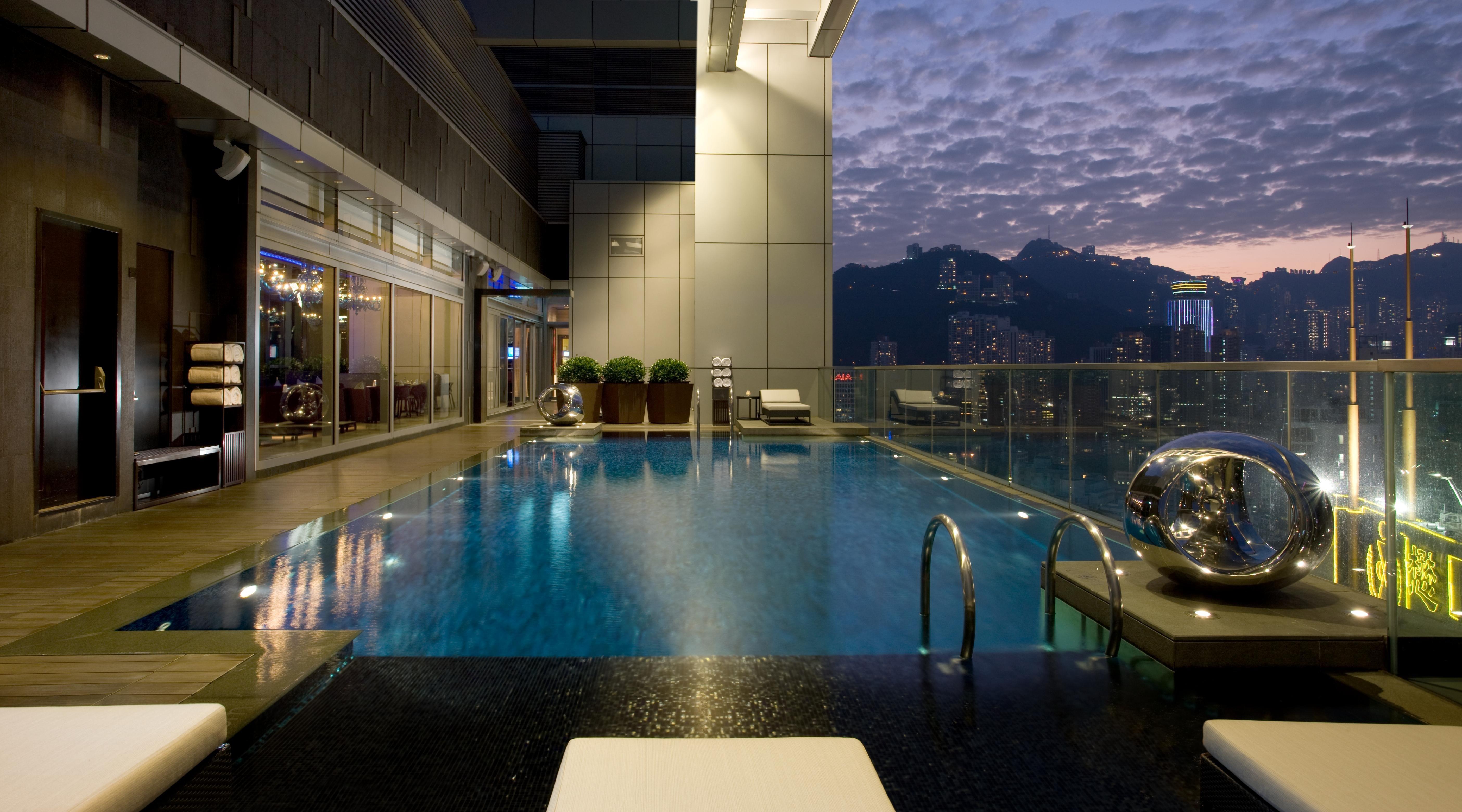 Crowne Plaza Hong Kong Causeway Bay By Ihg Hotel Exterior photo