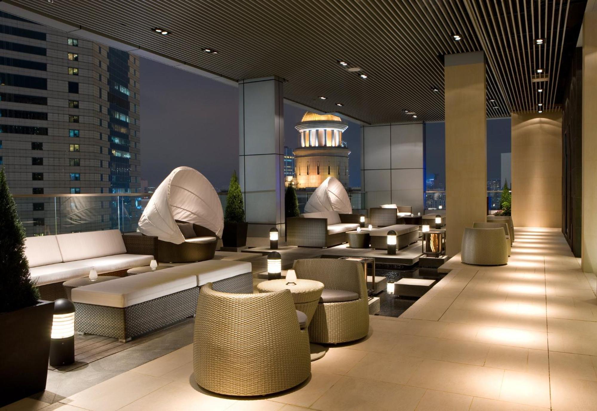 Crowne Plaza Hong Kong Causeway Bay By Ihg Hotel Exterior photo